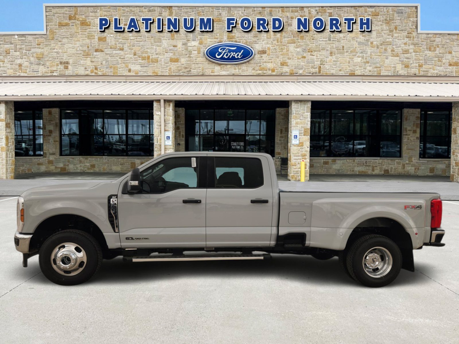 New 2026 Ford F350 XLT AWD/4WD image 3