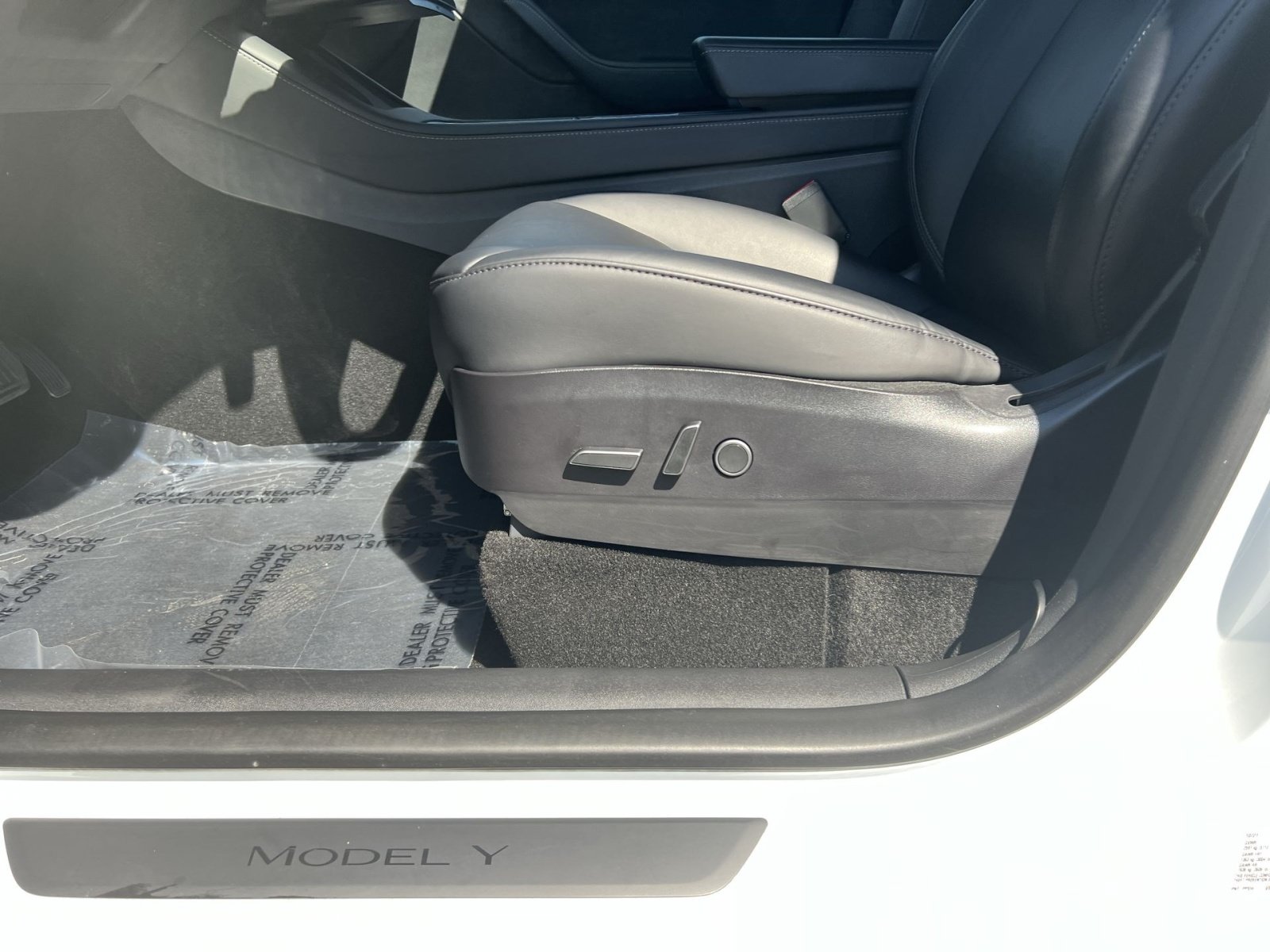 Used 2021 Tesla Model Y Long Range AWD/4WD image 14