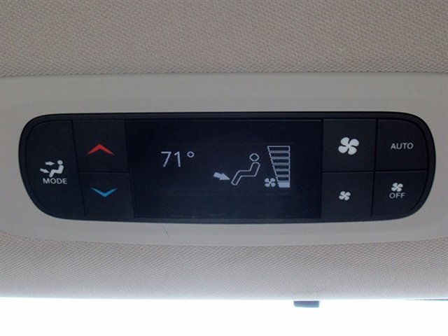 Used 2022 Chrysler Pacifica Touring-L FWD image 29