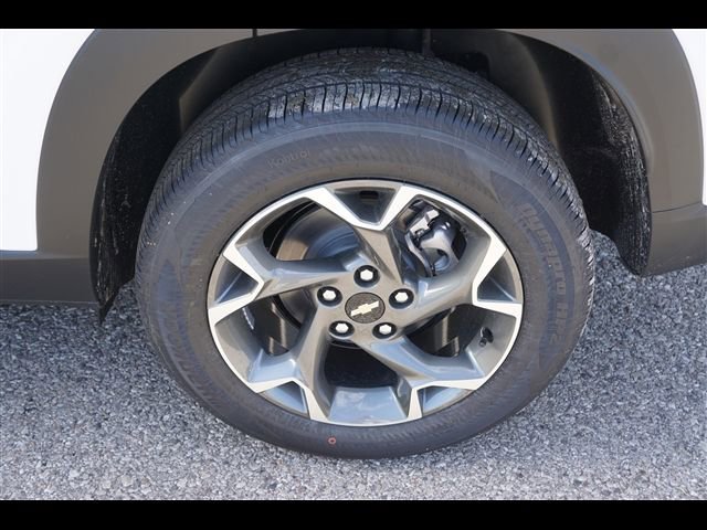 New 2025 Chevrolet Trax LT w/ LT Convenience Package image 24