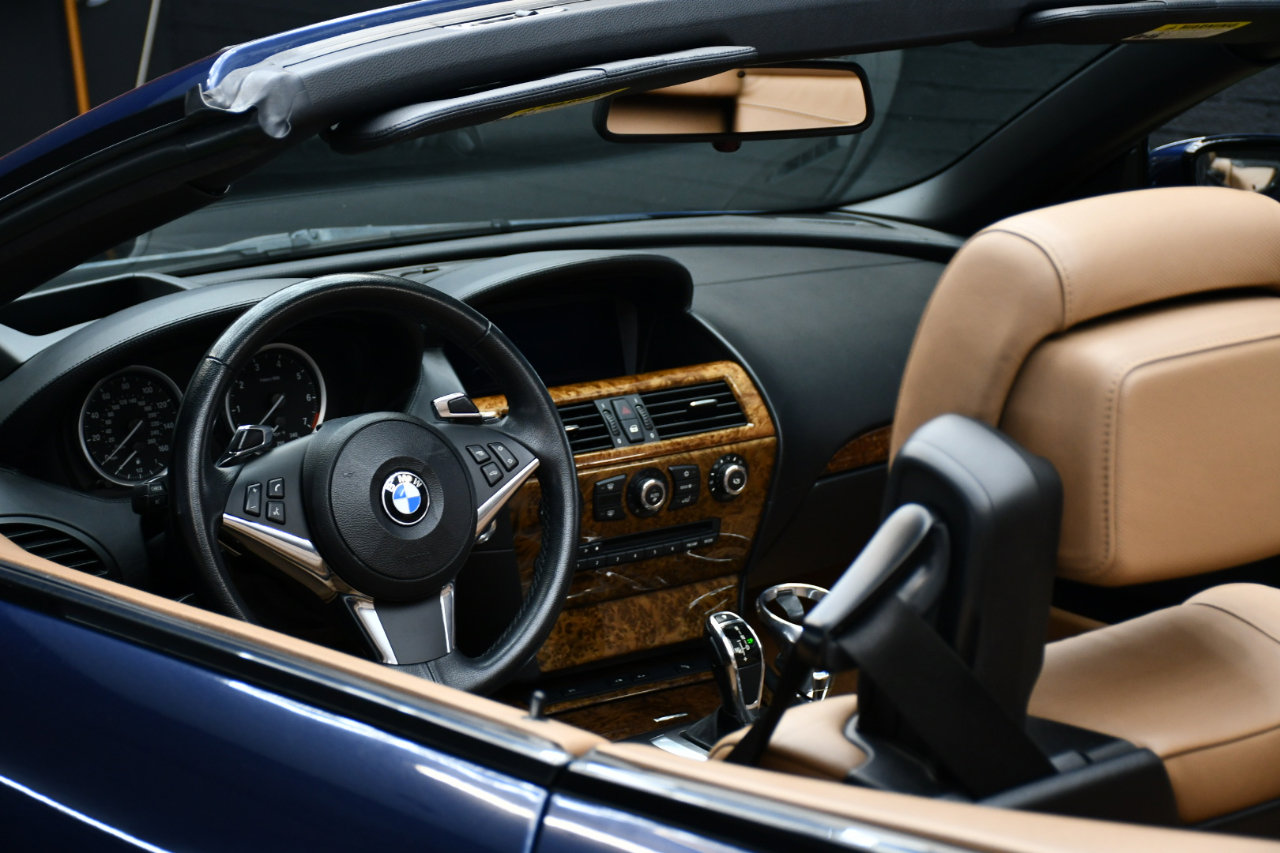 Used 2010 BMW 650i Convertible image 9