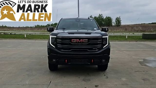 Used 2024 GMC Sierra 1500 AT4 w/ Technology Package AWD/4WD image 3