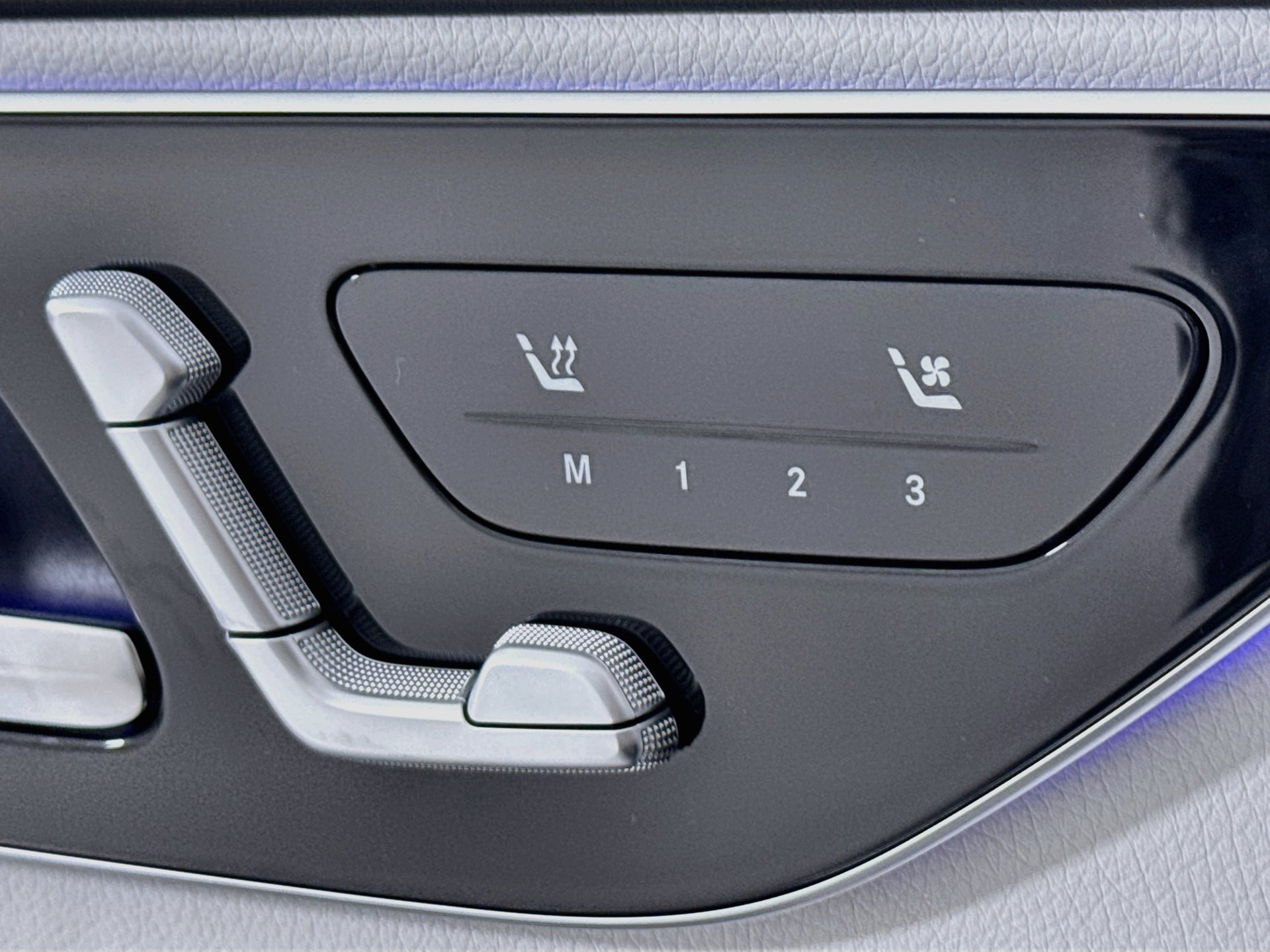 New 2027 Mercedes-Benz GLC 300 4MATIC image 22