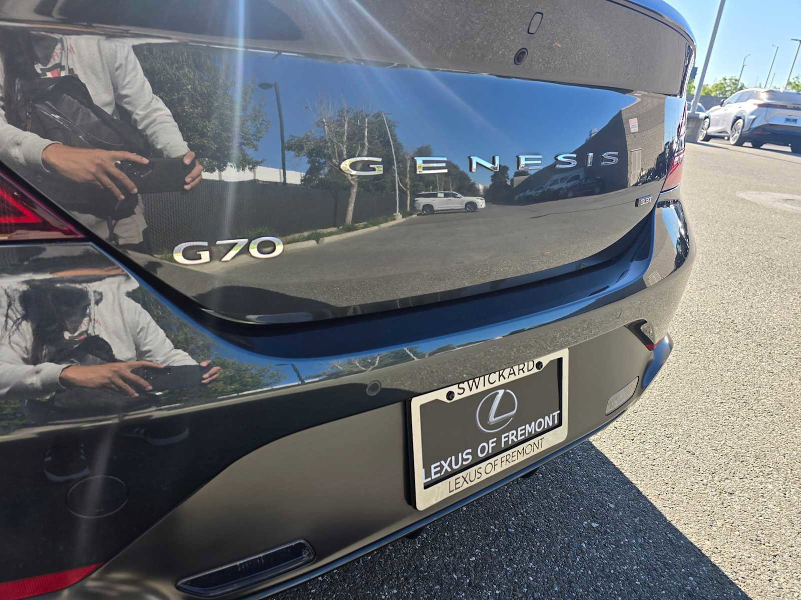 Used 2023 Genesis G70 3.3T w/ Sport Prestige Package image 16