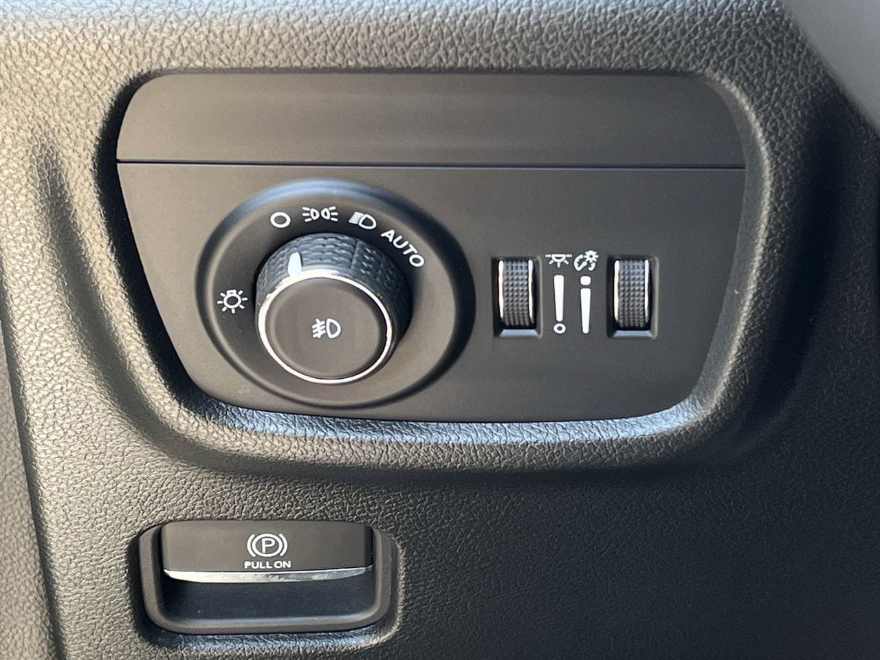 Used 2024 Jeep Grand Cherokee L Overland AWD/4WD image 20