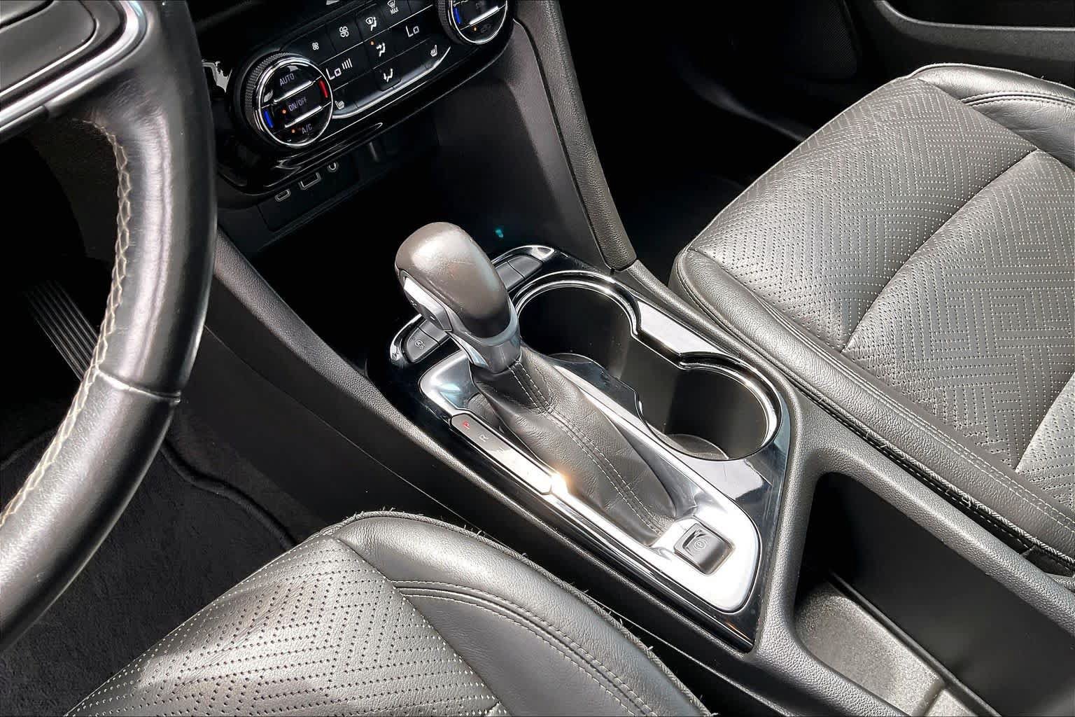 Used 2020 Buick Encore GX Essence FWD image 16