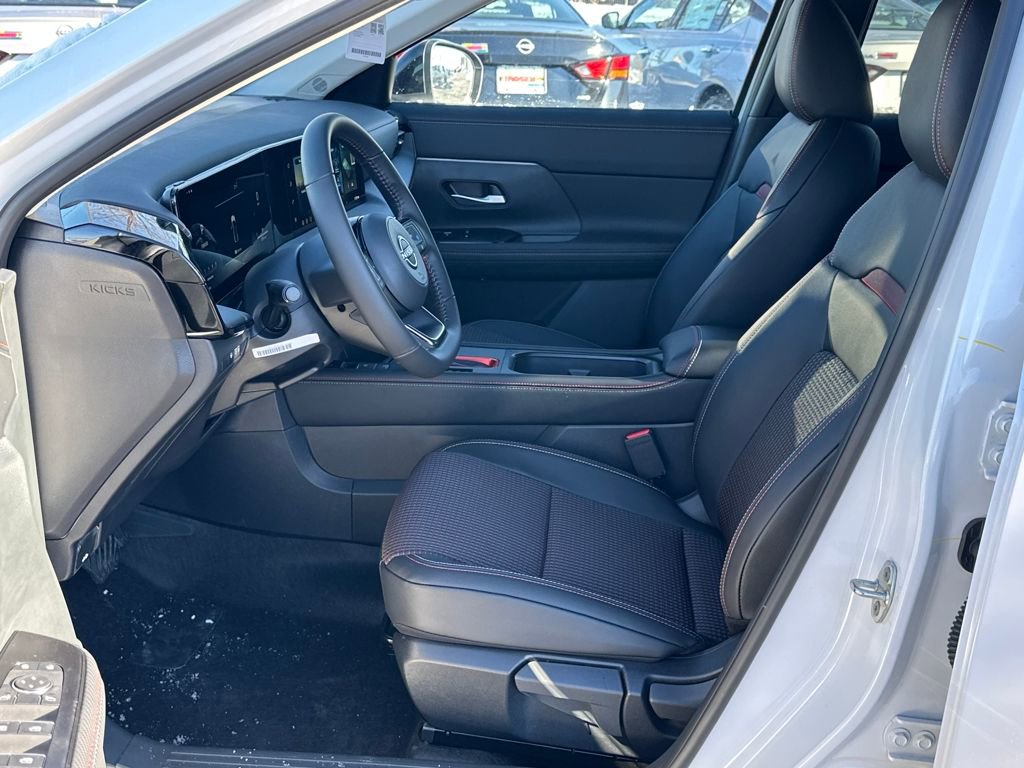 New 2026 Nissan Kicks SR w/ Illumination Package image 9