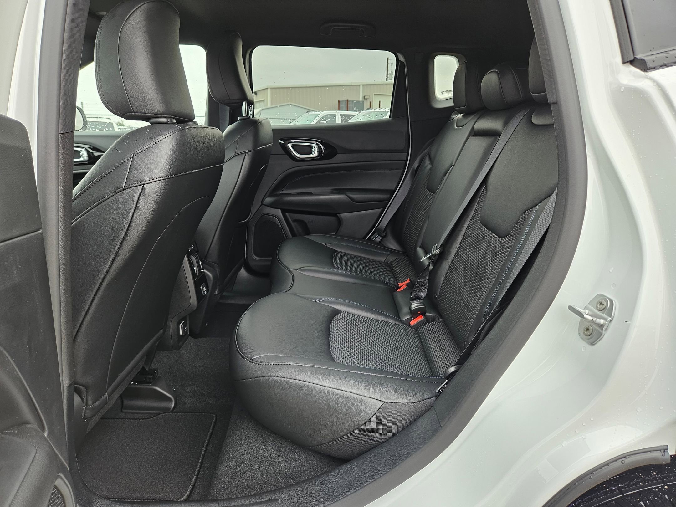 New 2026 Jeep Compass Latitude AWD/4WD image 13