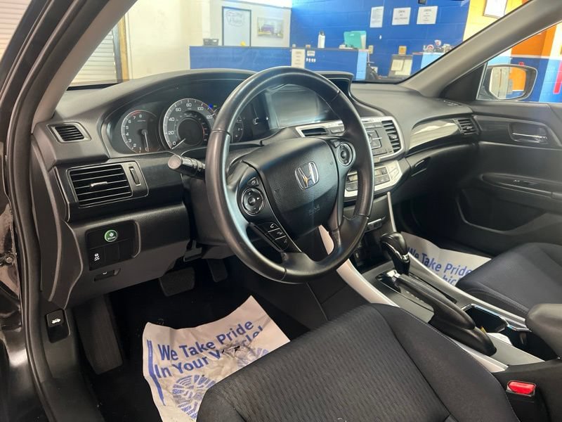 Used 2013 Honda Accord Sport image 18