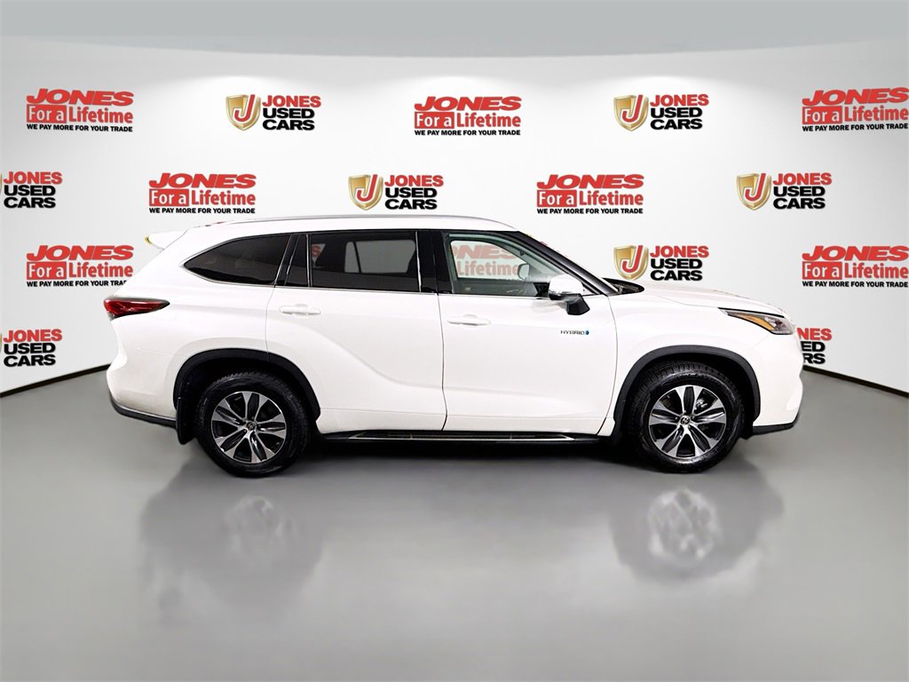Certified 2020 Toyota Highlander XLE image 19