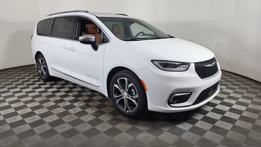 New 2026 Chrysler Pacifica Pinnacle