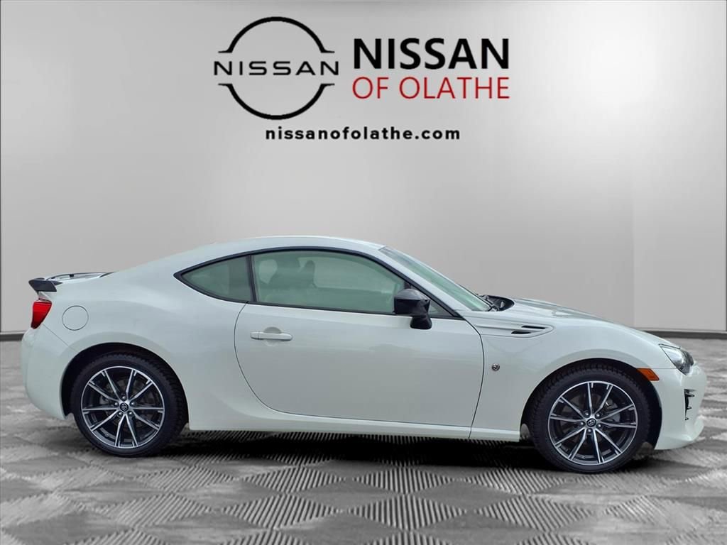 Used 2018 Toyota 86 image 31