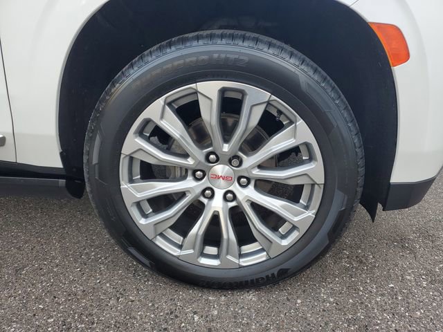 Used 2021 GMC Yukon XL Denali w/ Denali Premium Package image 5