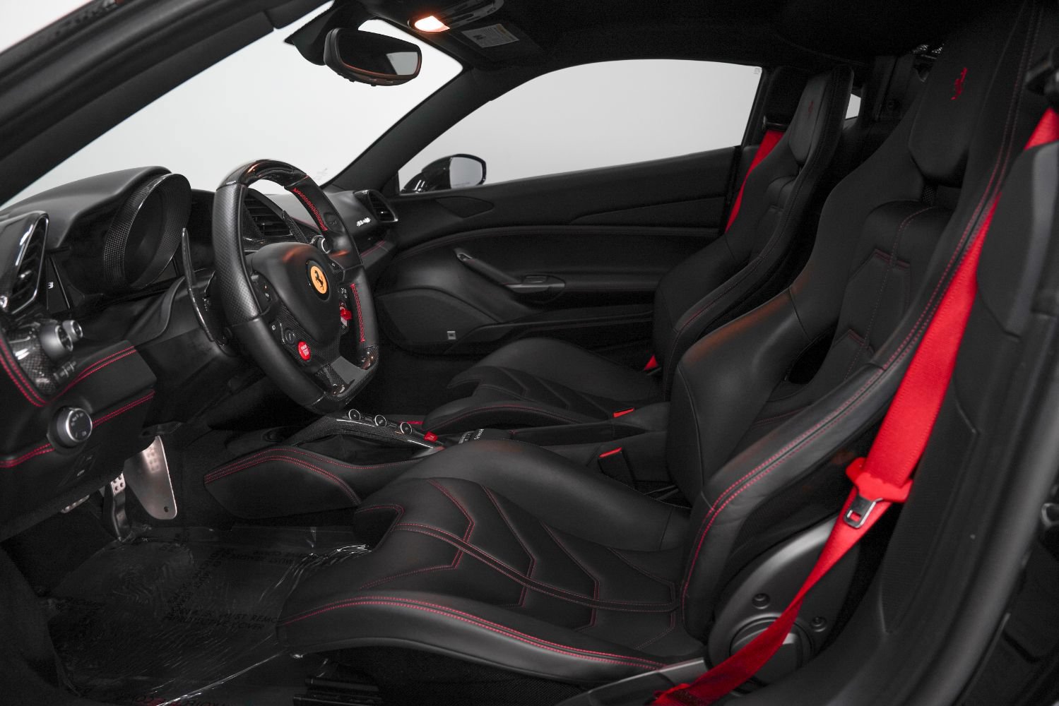 Used 2017 Ferrari 488 GTB RWD image 36