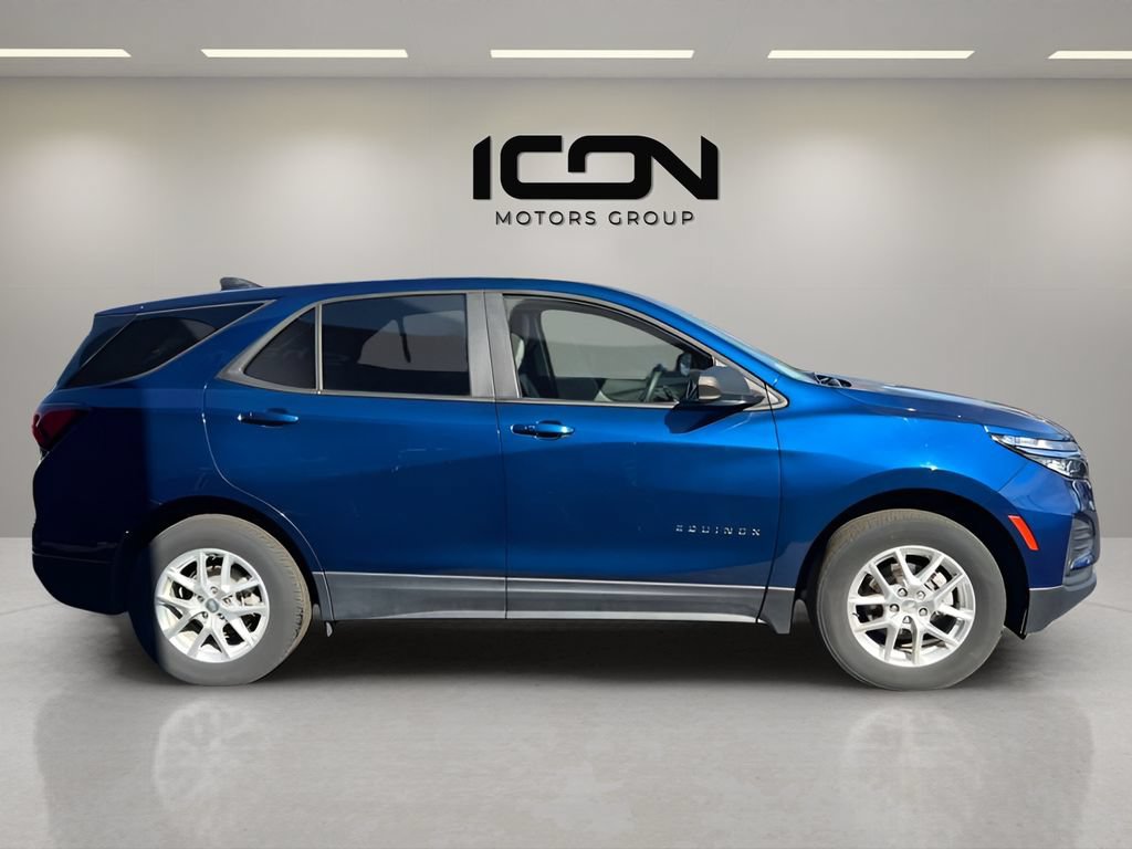 Used 2022 Chevrolet Equinox LS w/ LS Convenience Package AWD/4WD image 6