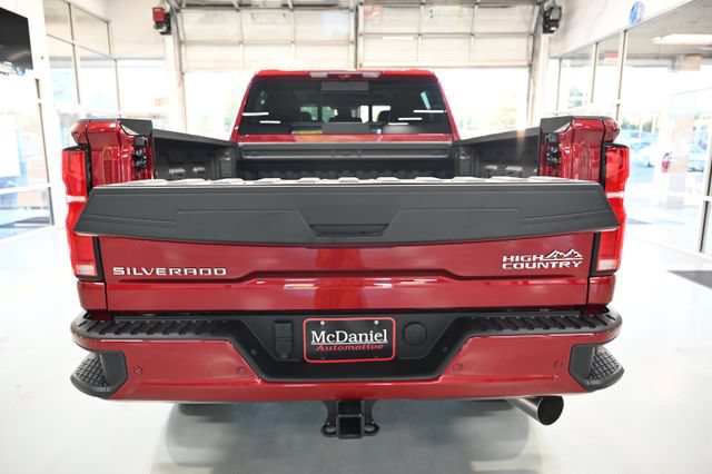 New 2026 Chevrolet Silverado 2500 High Country w/ High Country Premium Package AWD/4WD image 7