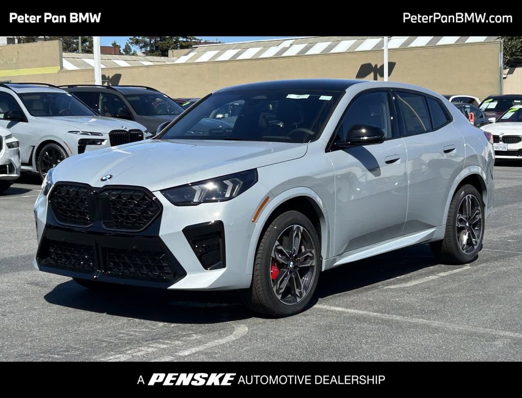 New 2026 BMW X2 xDrive28i w/ Technology Package