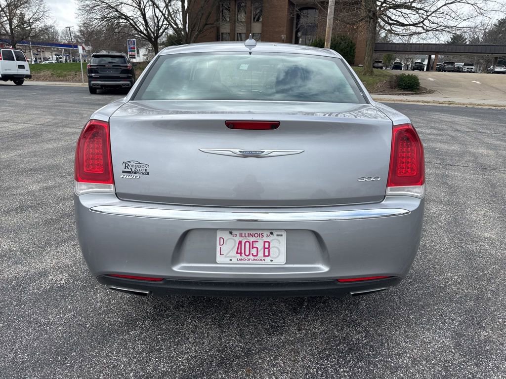 Used 2017 Chrysler 300 Limited w/ Value Package image 3