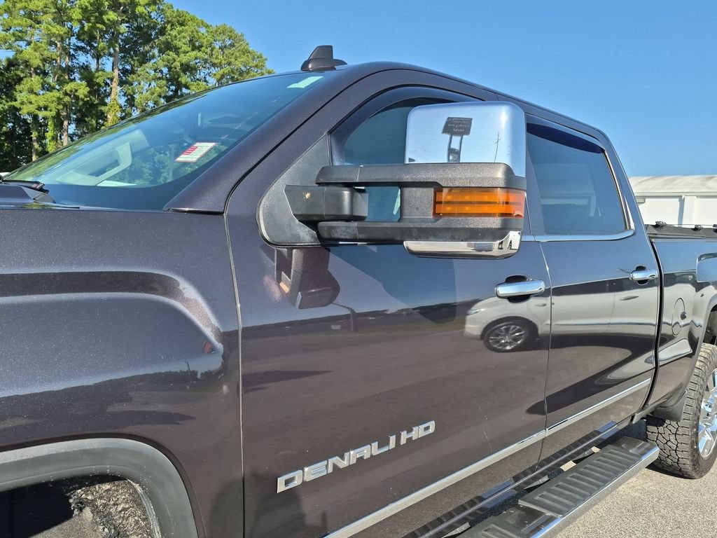 Used 2016 GMC Sierra 2500 Denali w/ Duramax Plus Package AWD/4WD image 4