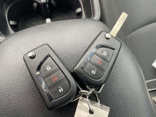 Used 2024 Toyota RAV4 LE image 33