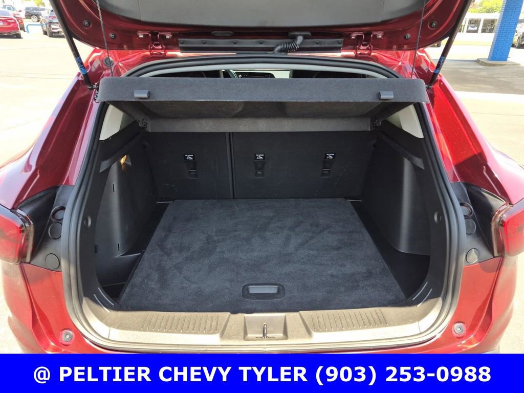 Used 2025 Chevrolet Trax LT w/ Driver Confidence Package FWD image 9