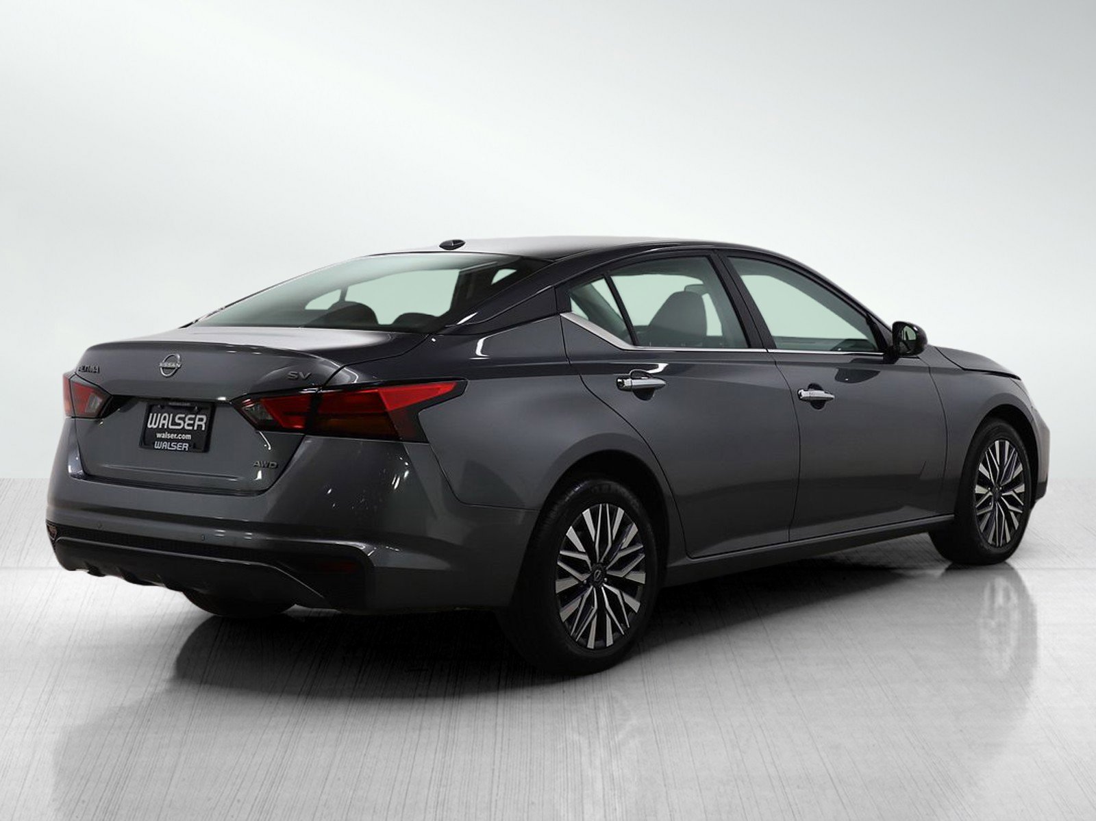 Used 2024 Nissan Altima 2.5 SV image 5