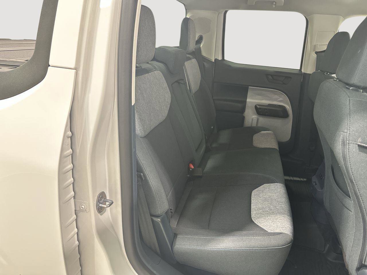 Used 2025 Ford Maverick XLT w/ 4K Tow Package image 25