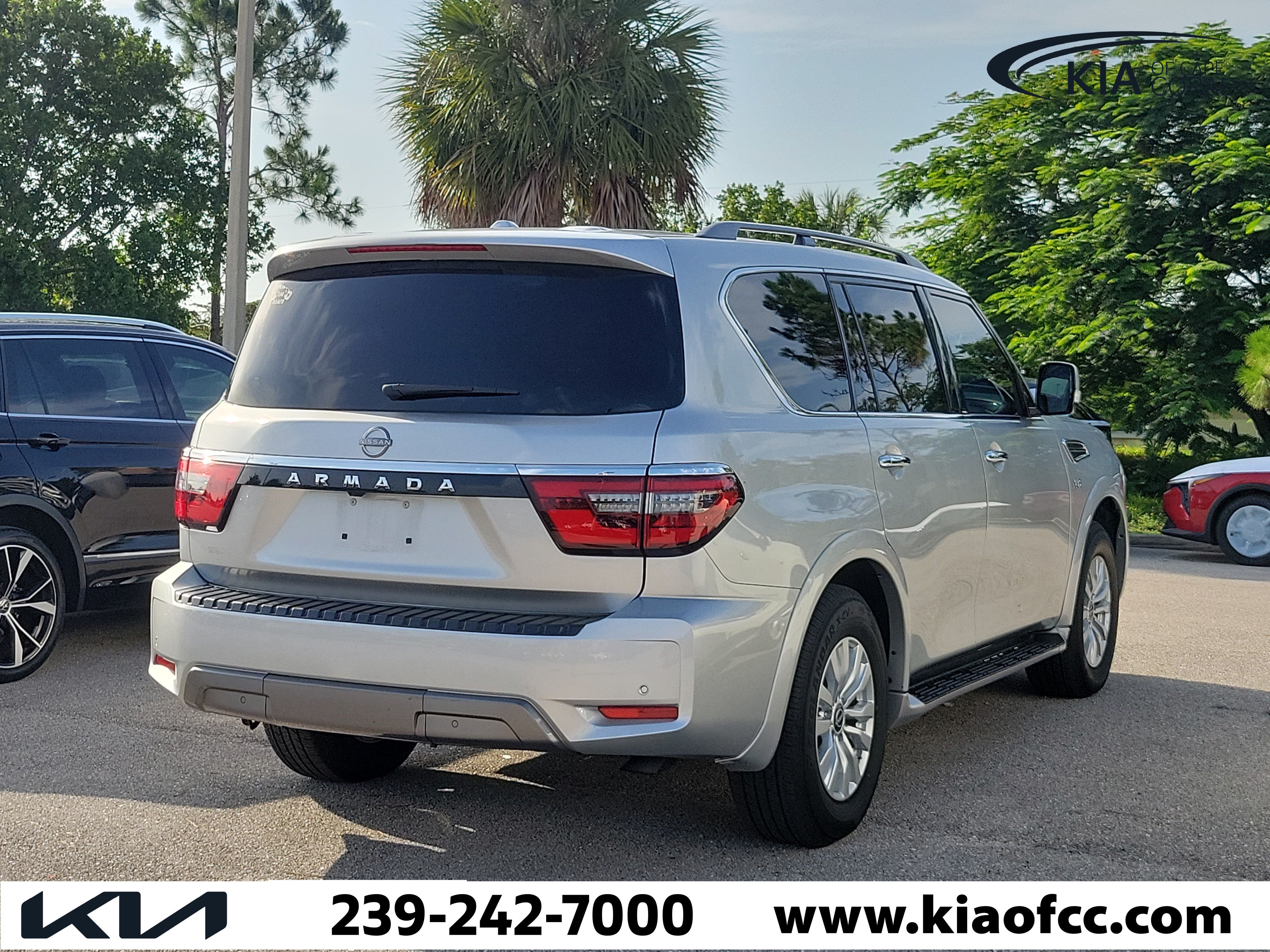 Used 2022 Nissan Armada SV w/ Cargo Package AWD/4WD image 8