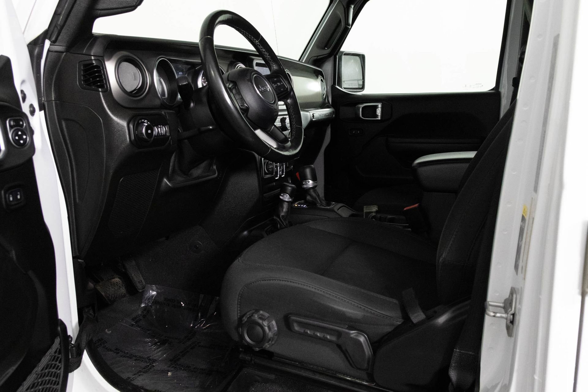 Used 2021 Jeep Wrangler Unlimited Sport image 17