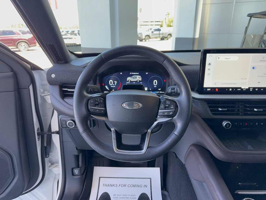 Certified 2025 Ford Explorer Platinum image 34