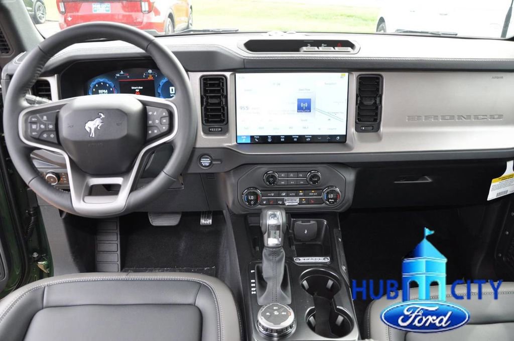 New 2025 Ford Bronco Outer Banks image 12