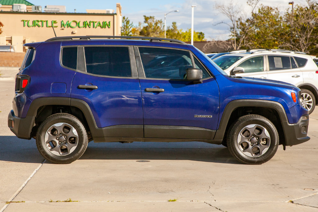 Used 2018 Jeep Renegade Sport w/ Power & Air Group AWD/4WD image 4