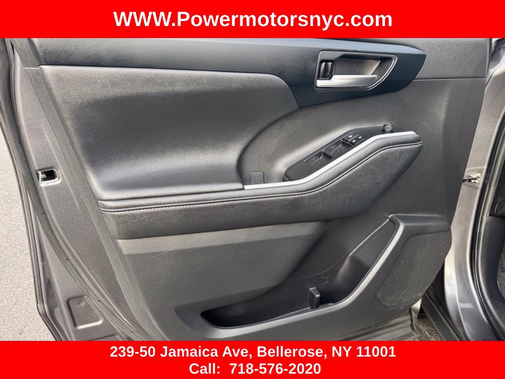 Used 2023 Toyota Highlander XSE AWD/4WD image 20