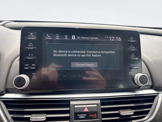 Used 2018 Honda Accord Touring image 16