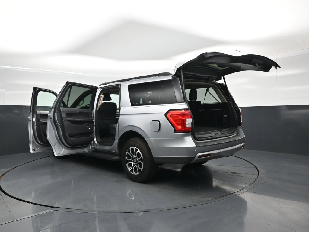 Used 2024 Ford Expedition Max XLT AWD/4WD image 36