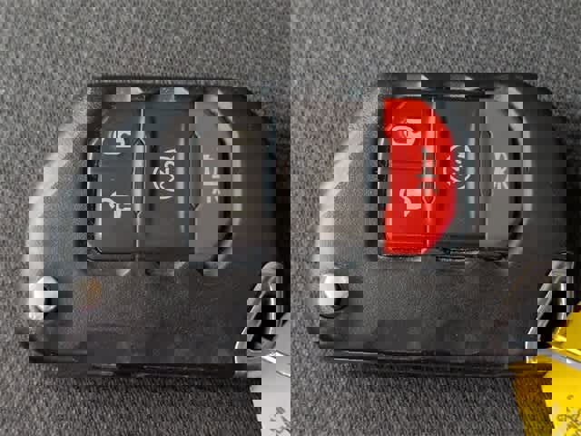 Used 2023 Jeep Wrangler Unlimited Rubicon w/ Cold Weather Group image 36