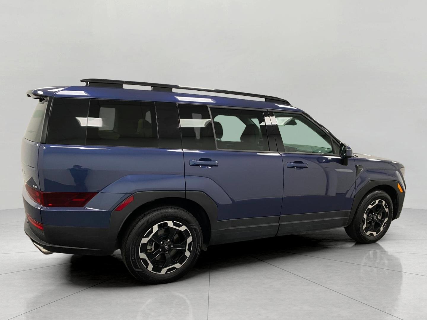 Certified 2025 Hyundai Santa Fe SEL image 2