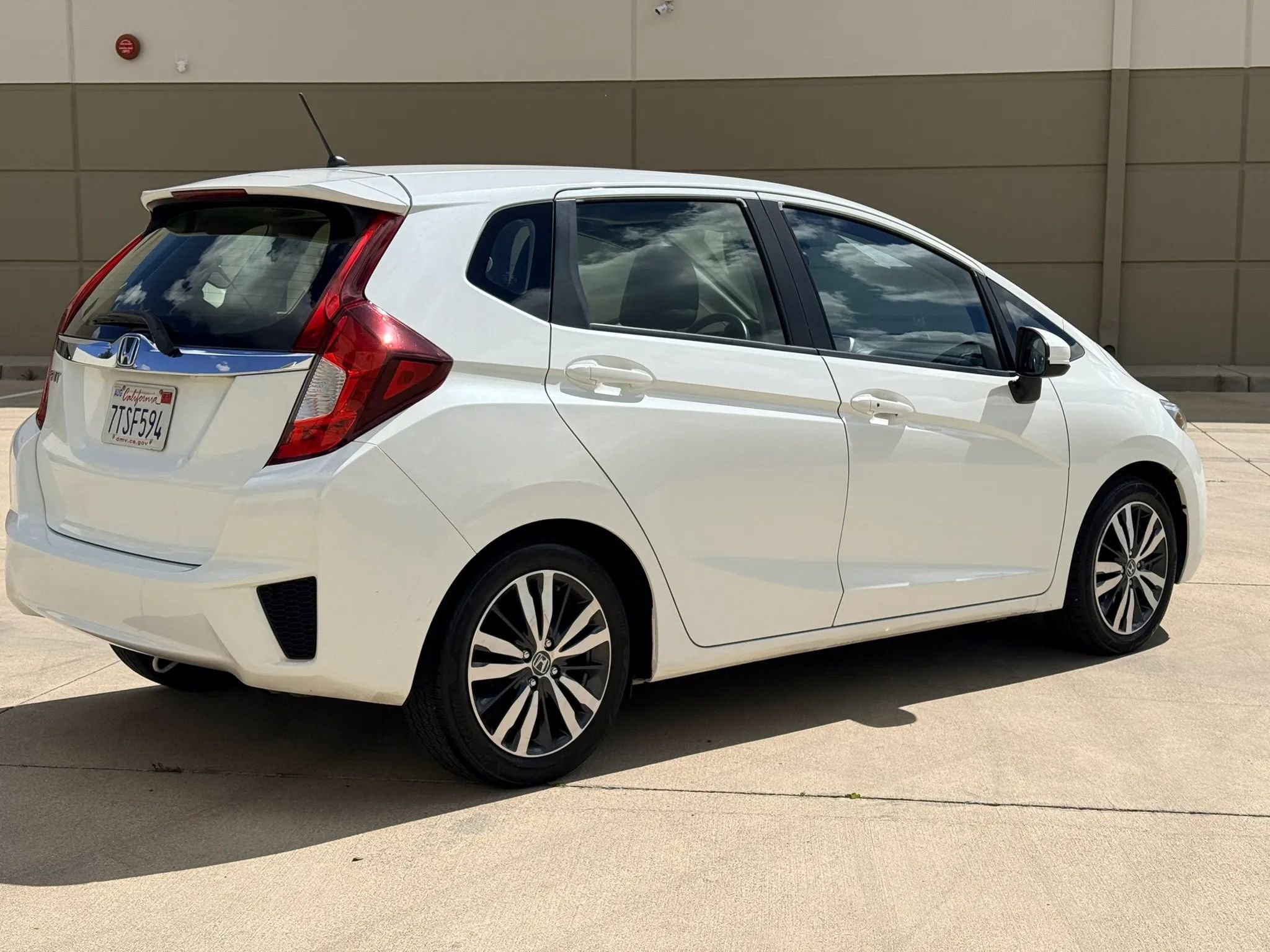 Used 2016 Honda Fit EX image 4