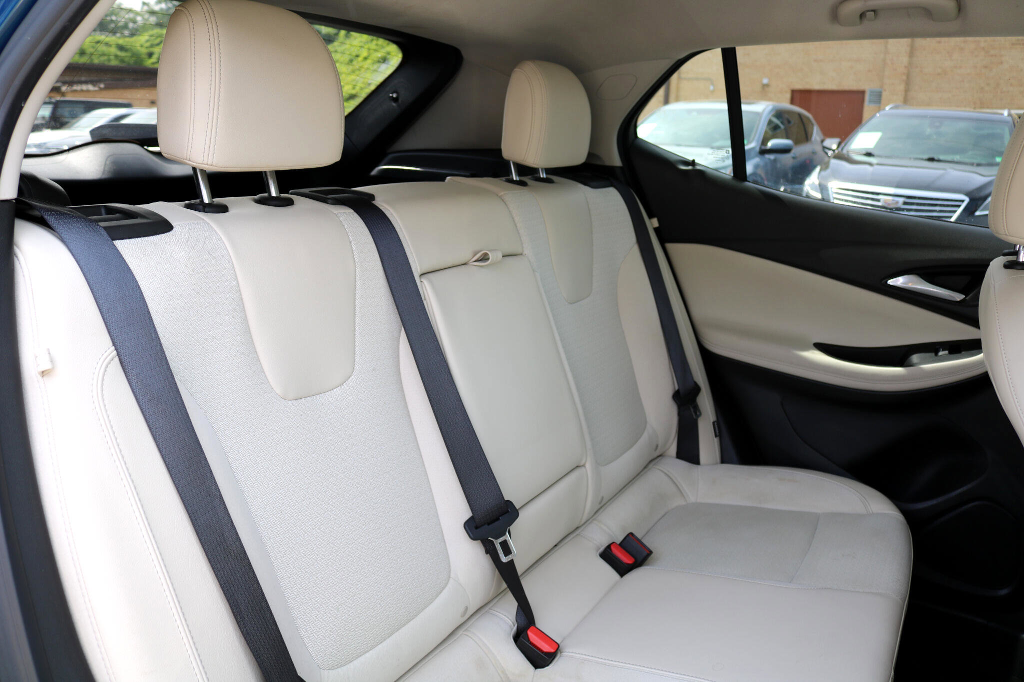 Used 2020 Buick Encore GX Select image 42