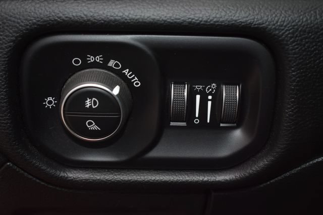 Used 2019 RAM 1500 Sport w/ Level 2 Equipment Group AWD/4WD image 21