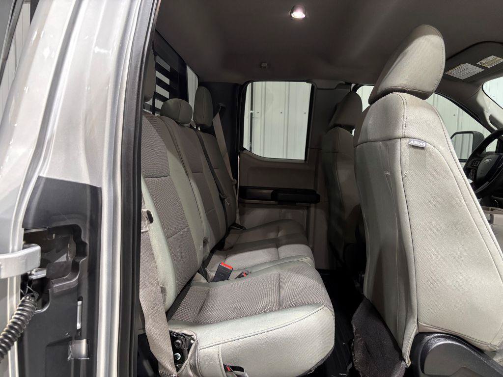 Used 2018 Ford F250 XL w/ Power Equipment Group AWD/4WD image 14