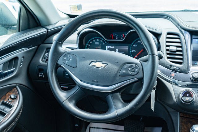 Used 2014 Chevrolet Impala LT FWD image 30