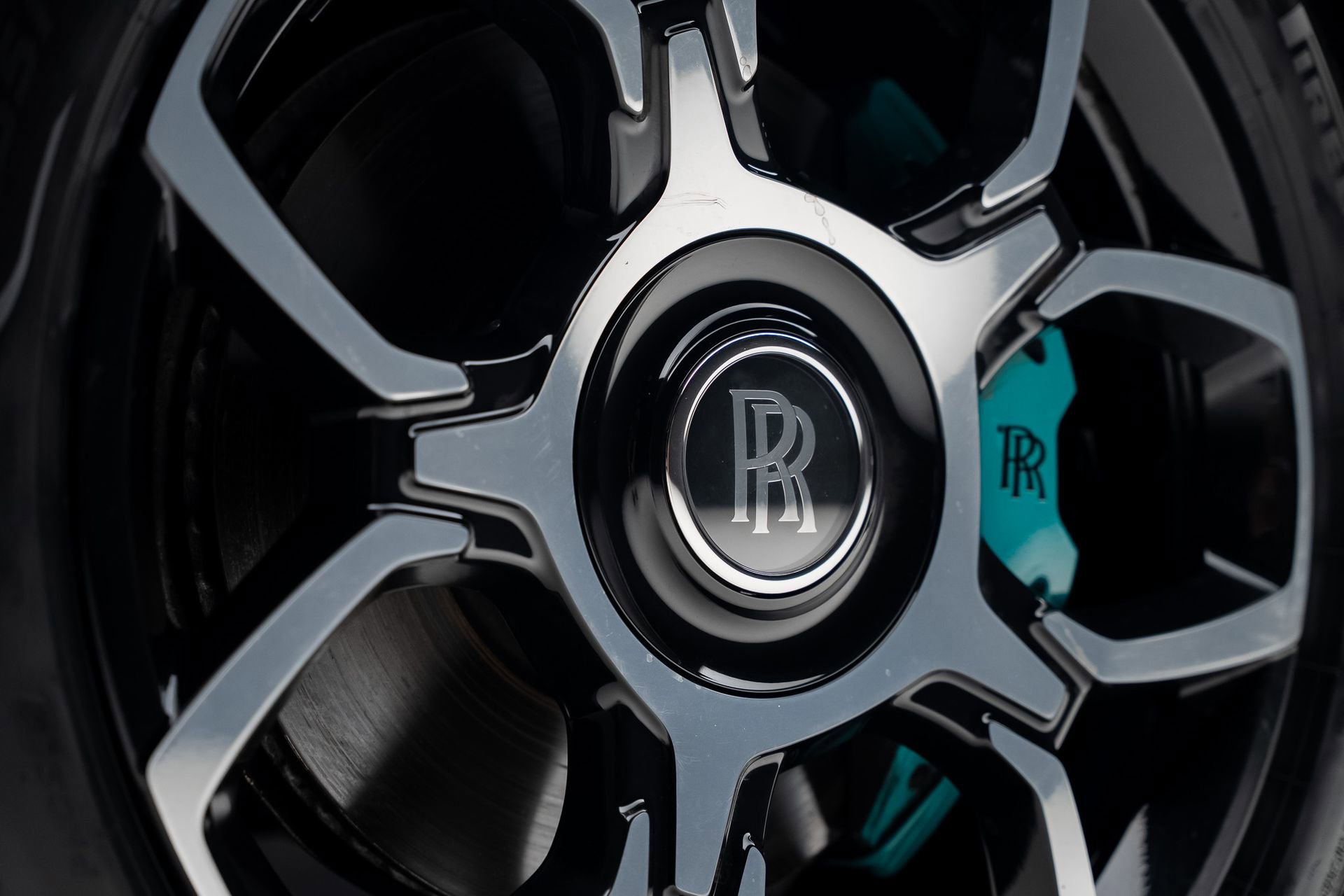 Used 2019 Rolls-Royce Cullinan AWD/4WD image 23