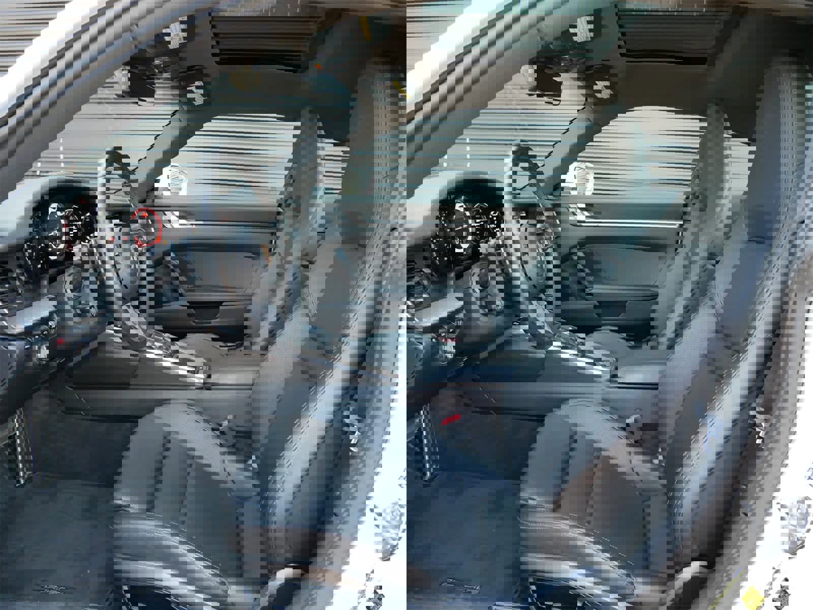 Used 2020 Porsche 911 Carrera S image 5