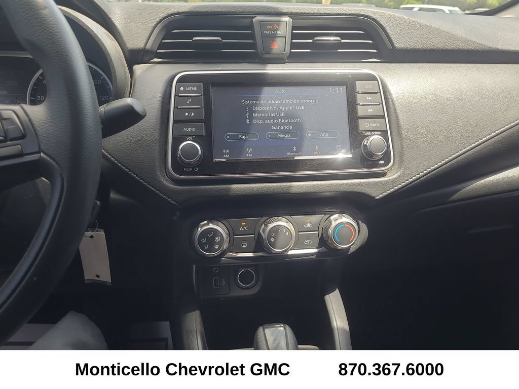 Used 2025 Nissan Versa S w/ Trunk Package FWD image 22