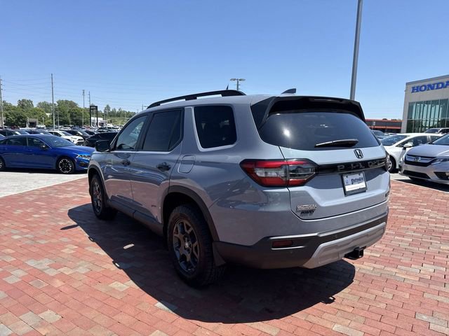 Certified 2025 Honda Pilot TrailSport image 34