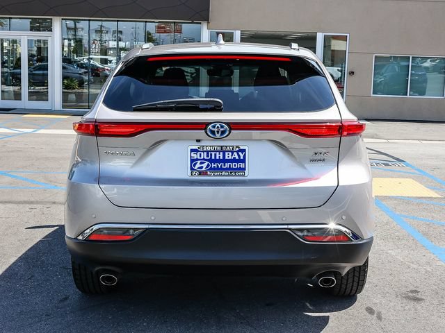 Used 2022 Toyota Venza XLE AWD/4WD image 5