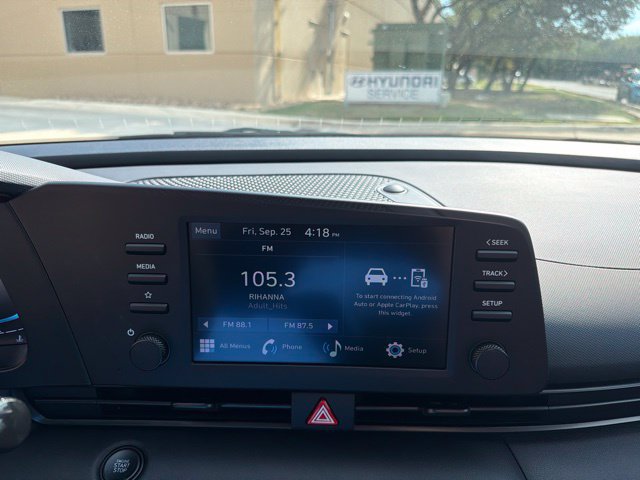 New 2026 Hyundai Elantra SEL Sport FWD image 10