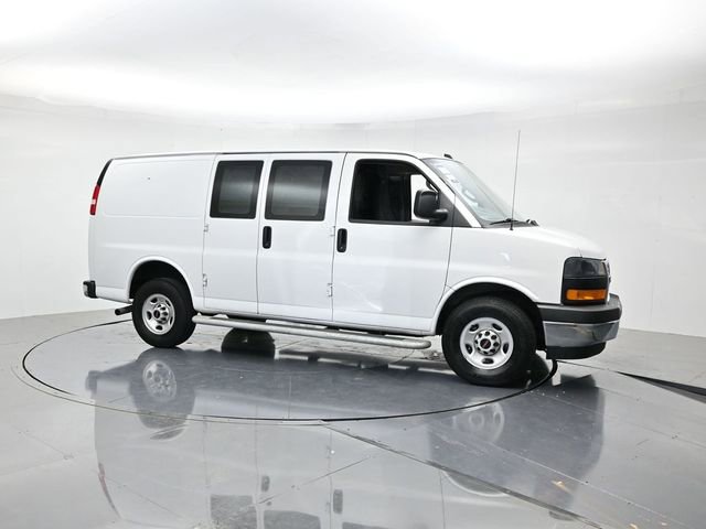 Used 2023 GMC Savana 2500 w/ Driver Convenience Package image 3