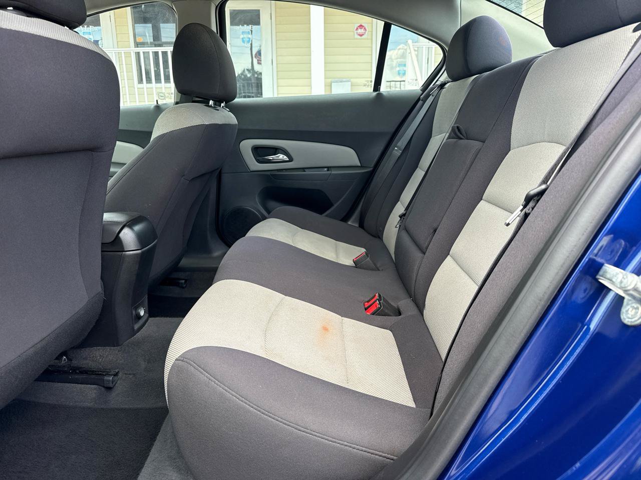 Used 2013 Chevrolet Cruze LS FWD image 22